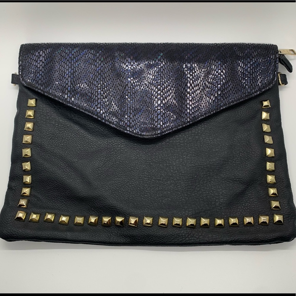 Black Clutch